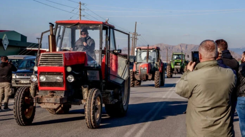 Την Τρίτη το βράδυ με τρακτέρ στην Αθήνα οι αγρότες