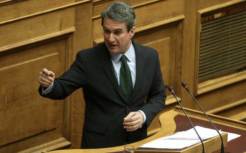 ΚΙΝΑΛ: Κίνηση «ματ» από Λοβέρδο - Στόχος να μετονομάσει το κόμμα ξανά σε ΠΑΣΟΚ