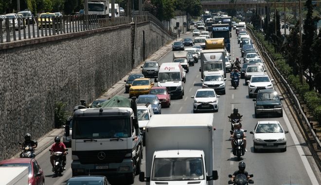 Αυτές είναι οι 4+4 λύσεις για την επίλυση του κυκλοφοριακού προβλήματος