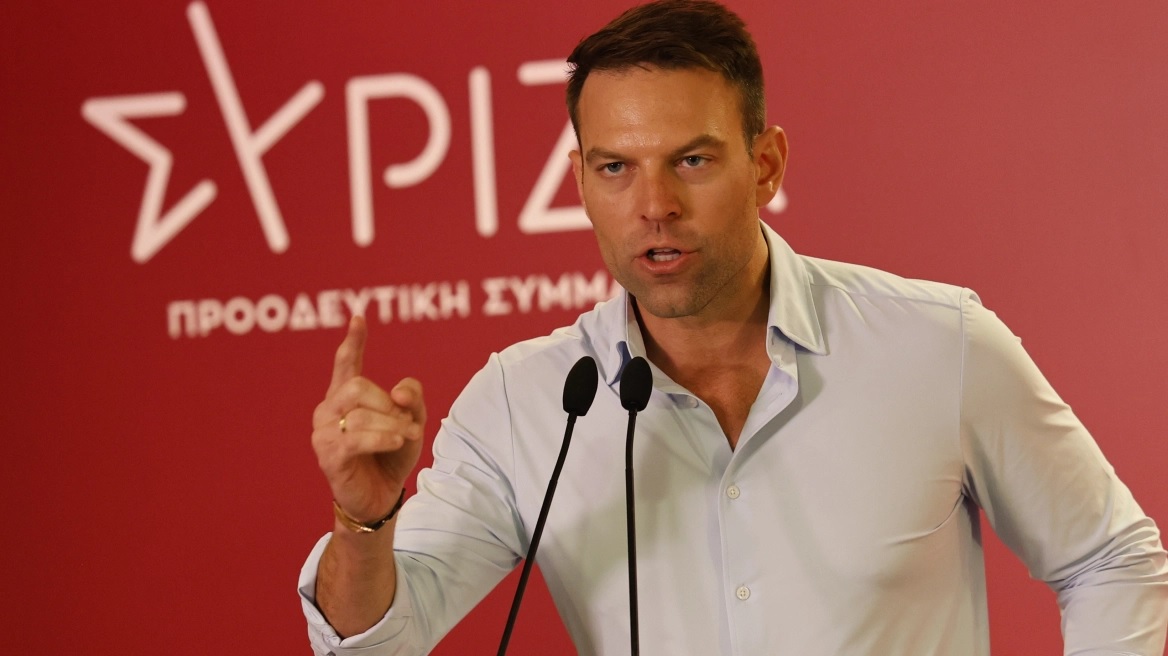 Στο στόχαστρο του Κασσελάκη το... μαξιλάρι του Τσακαλώτου 