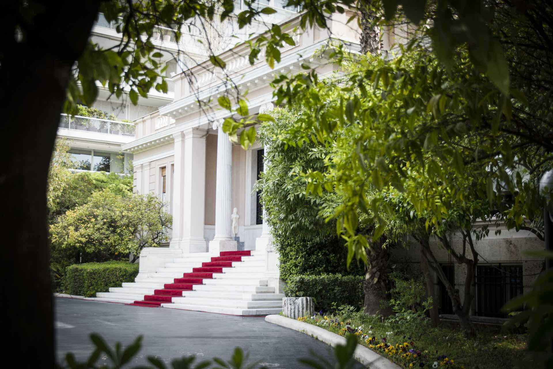 Σκέψεις στο Μαξίμου για στροφή 180 μοιρών στο ζήτημα Πατούλη