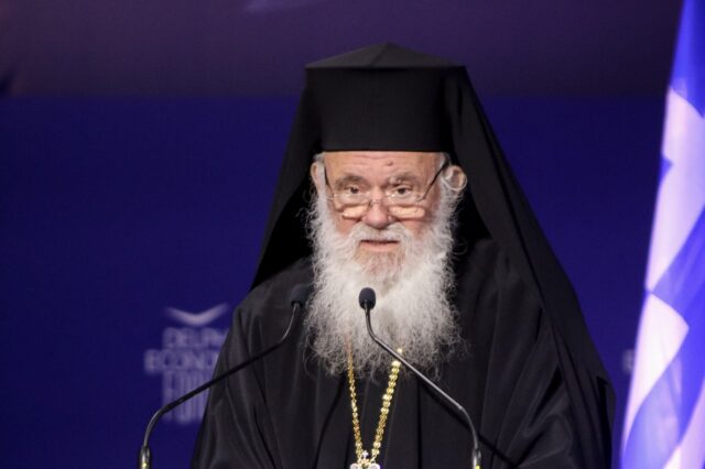Ιερώνυμος: ''Θα μπορούσε να γίνει και ένα δημοψήφισμα για τα ομόφυλα ζευγάρια''