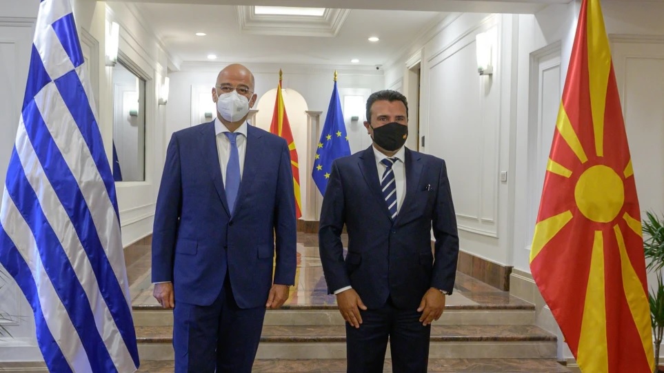 «Χέρι» Δένδια σε Ζάεφ για την τήρηση της Συμφωνίας των Πρεσπών